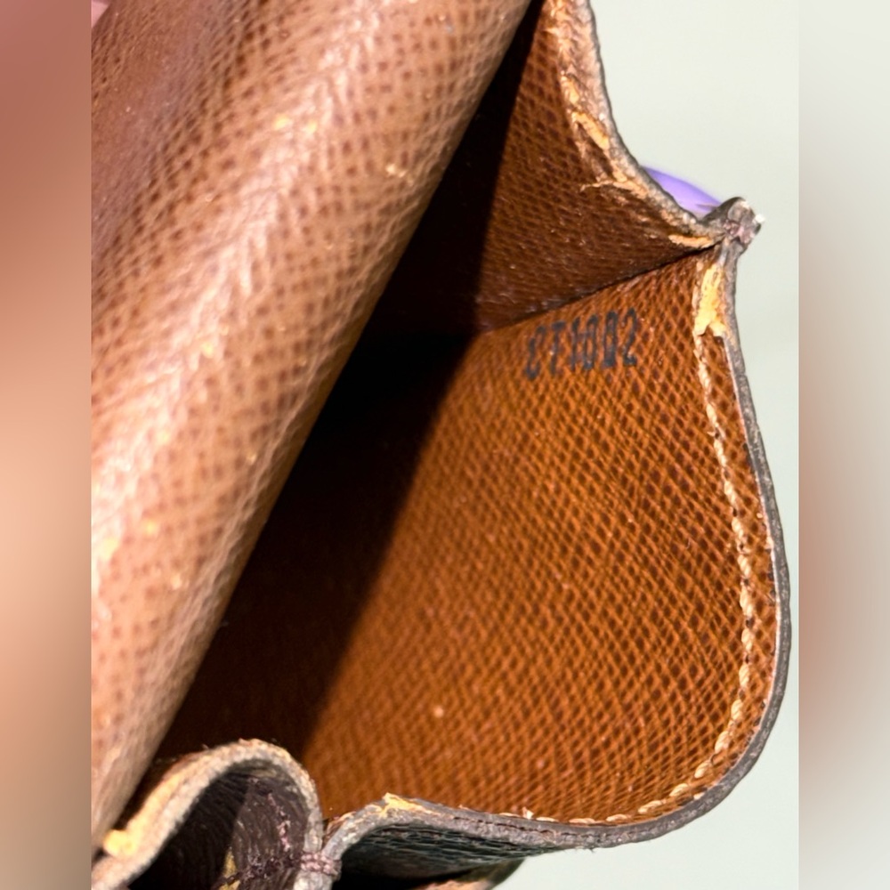 Louis Vuitton monogram etui cigarette/lipgloss case - Picture 12 of 12